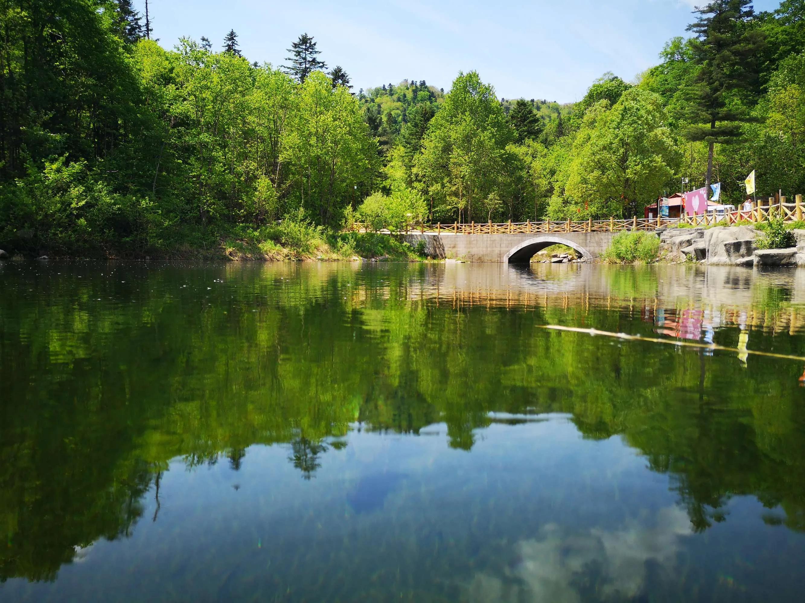 妈妈顶子山---母亲山