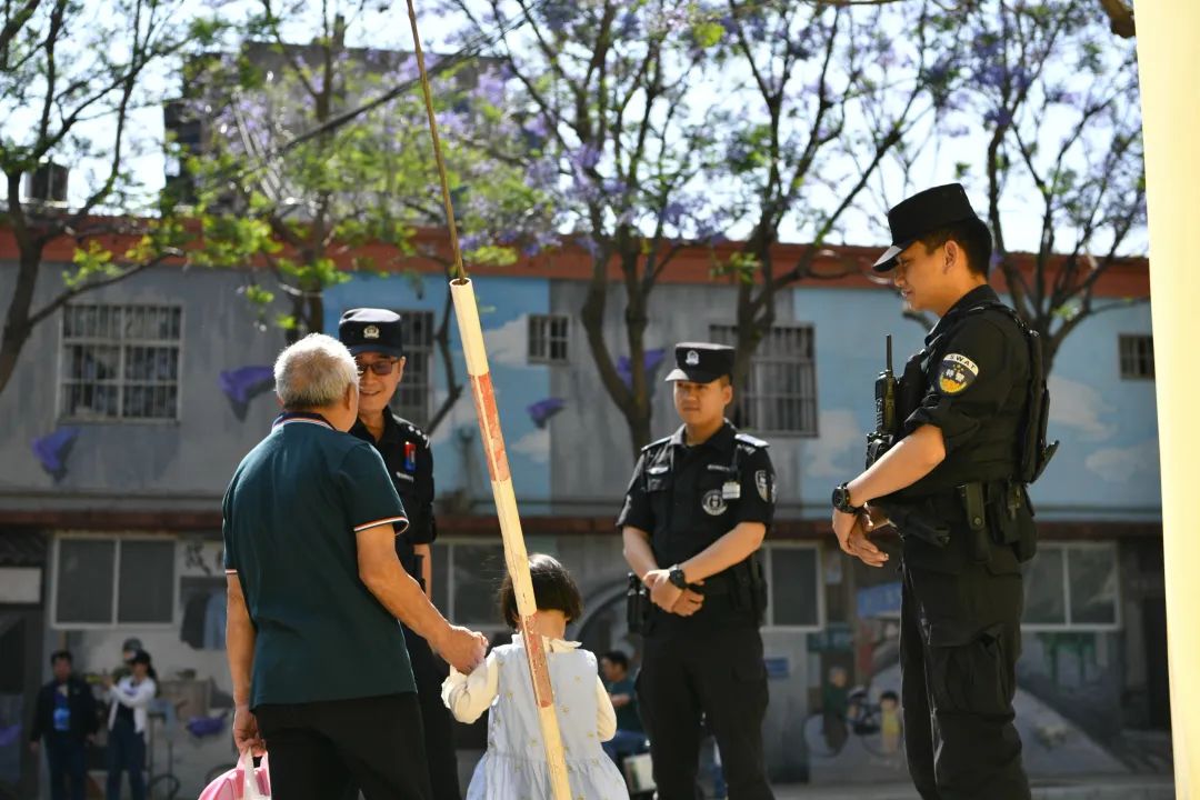 芸儿美美美美美,美美美美美美美英文