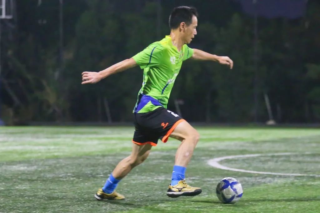 一起足球一起公益,一起为中国足球添砖加瓦