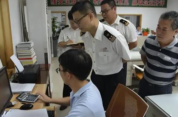 中国铁路局招聘什么条件,2023年铁路局招聘大专生各专业