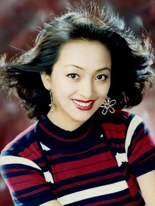 10位晚年移居海外的明星,移民后悔的明星