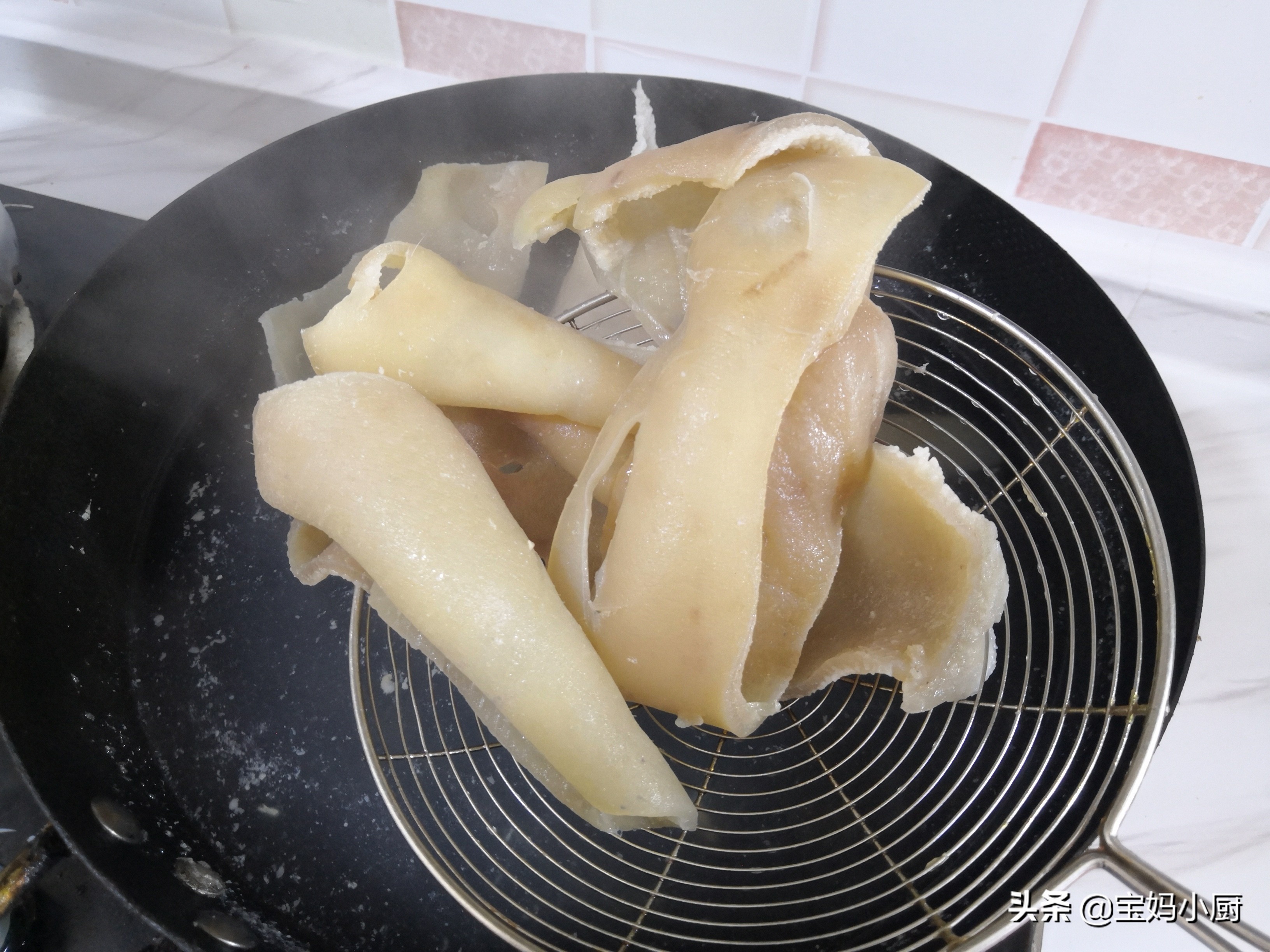 皮冻的绝密配方,老妈30年做皮冻秘诀