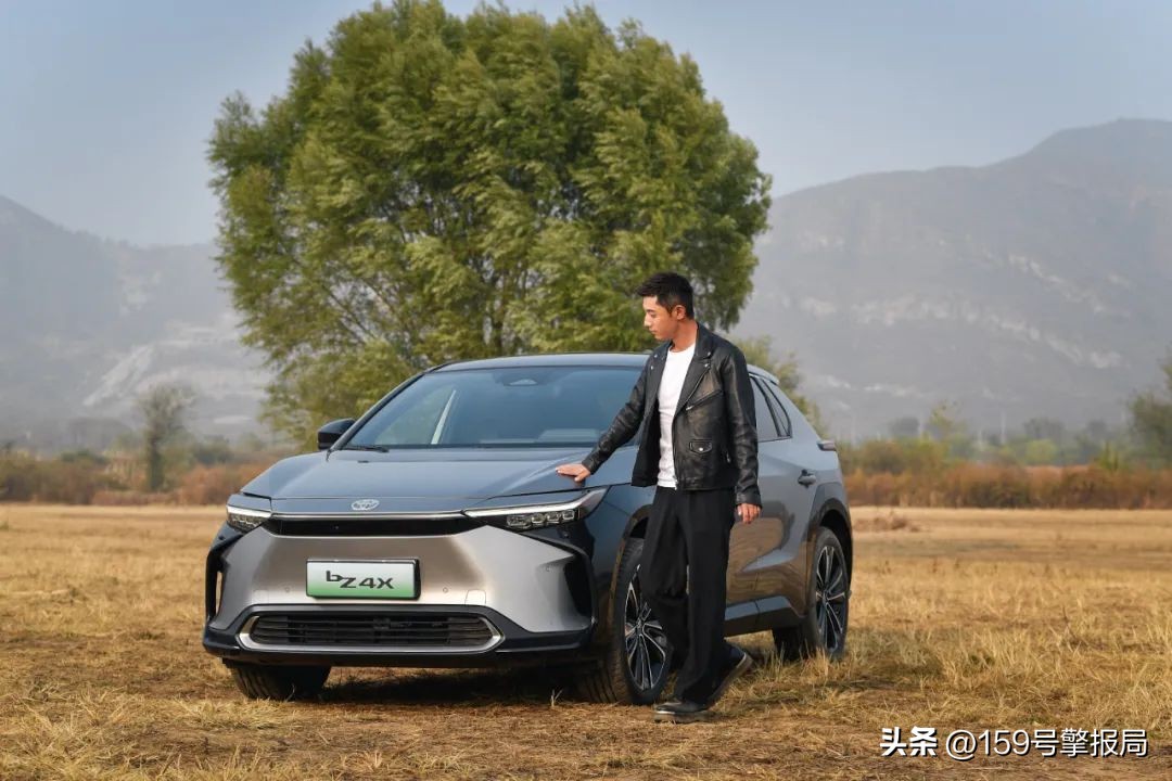 丰田全新bz4xconcept概念车亮相,2023款全新丰田bZ4X上市了吗