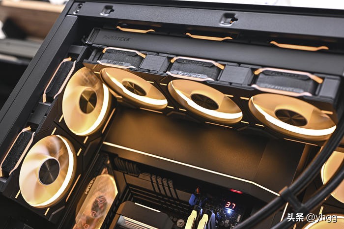 黑金全塔海景房——ROGZ790HERO+4080猛禽+追风者NV7装机展示