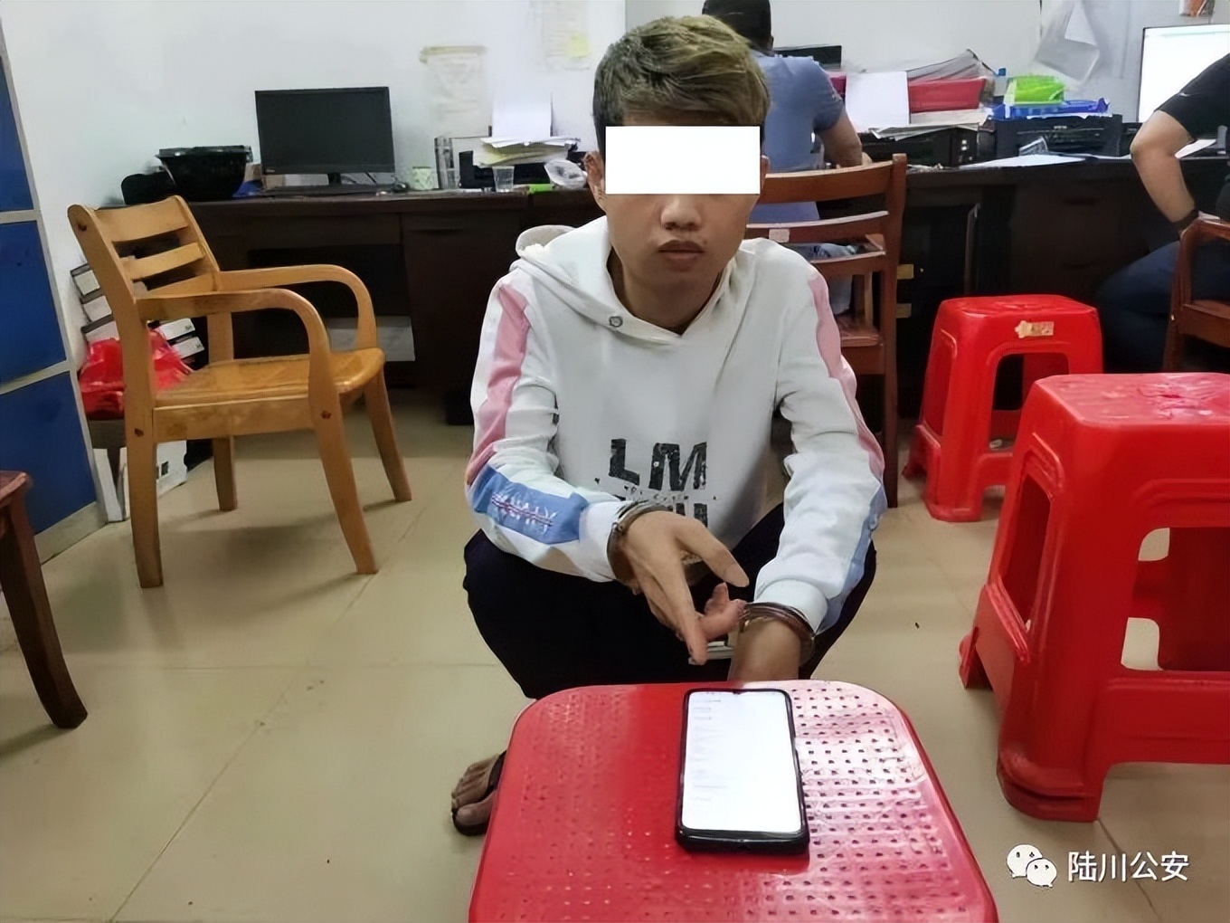 侦破goip电信诈骗案,陆川警方打击网络诈骗