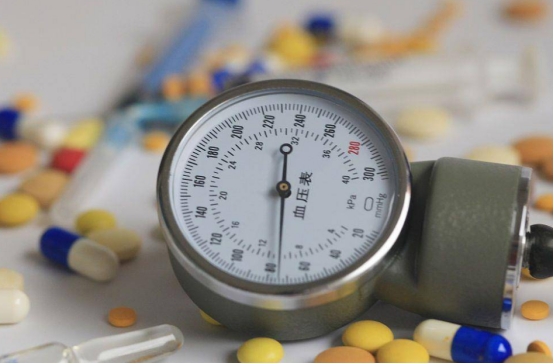 补充叶酸和维生素B6，可有效预防脑梗死，科学服用注意4点