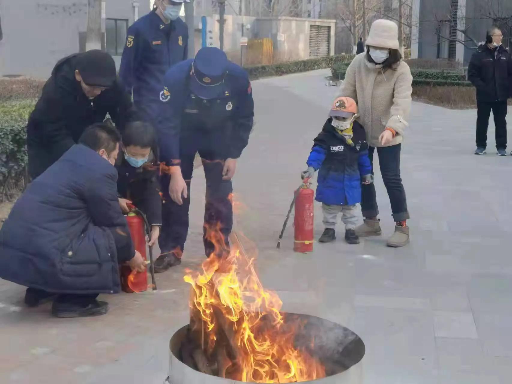 灭火总动员,消防大队进家庭消防安全宣传活动