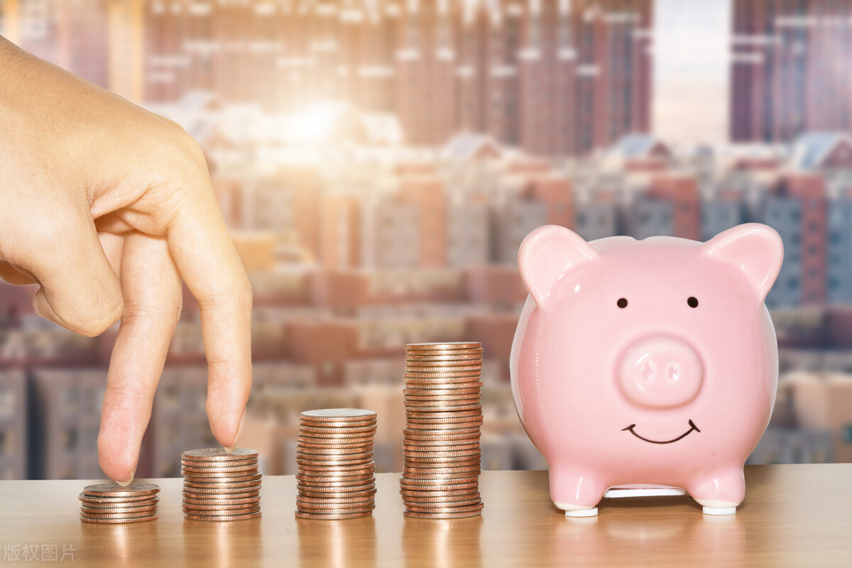 2023年存银行还是买理财靠谱,2023年存现金好还是存银行好