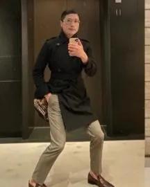 清华美女网红携男友捐精引群嘲，网友：她抠脚他暴躁