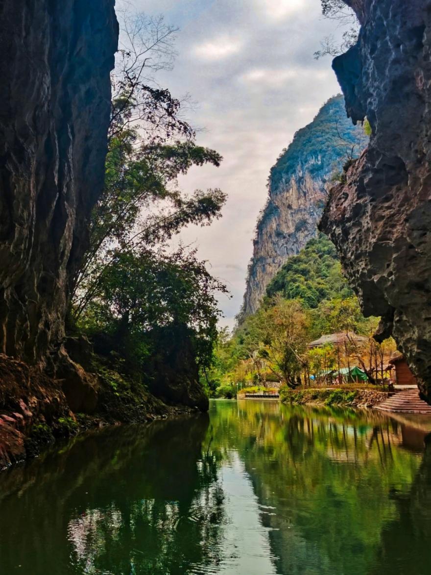 打飞的都要去坐的动车,怎么每站都这么好看