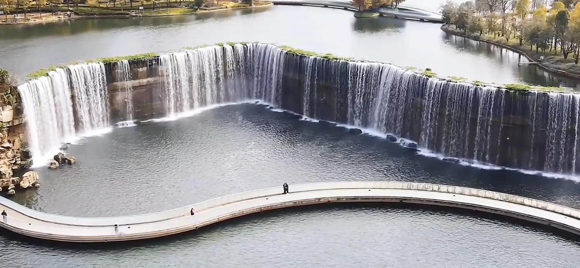 来昆明旅游的打卡地,昆明旅游必去十二个地方推荐一下