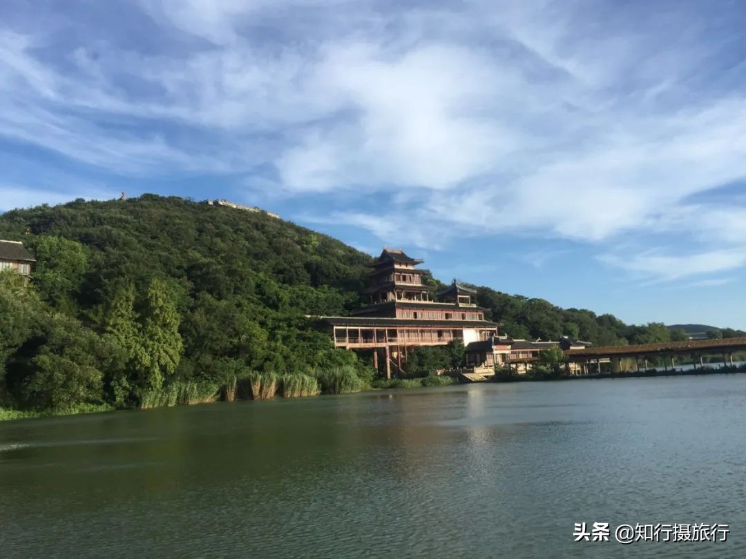 无锡统一嘉园坐落在什么地方,江苏无锡太湖边统一嘉园为何荒废