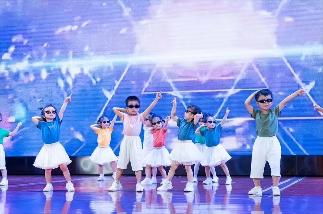 万婴茂华幼儿园2023届毕业典礼,万婴茂华幼儿园毕业典礼