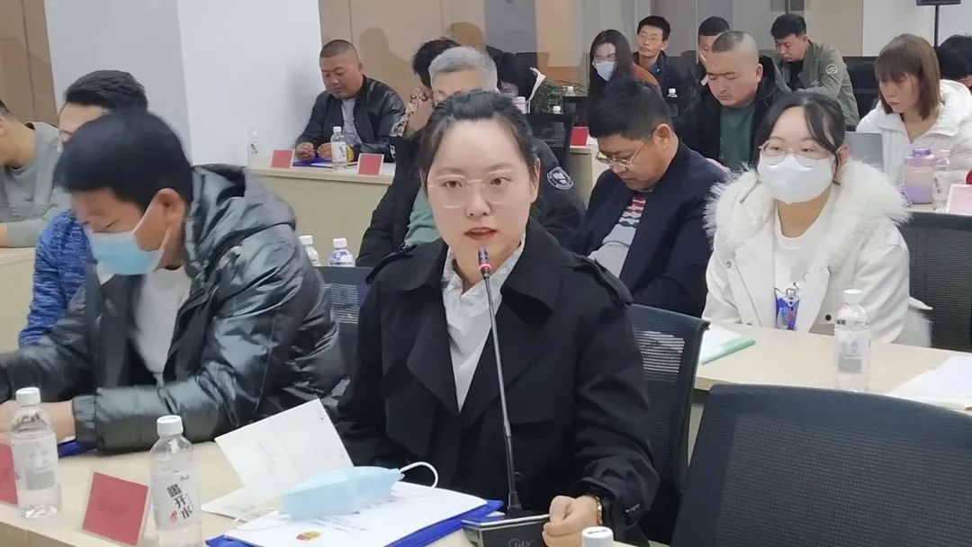 内蒙古青年创业就业技能提升培训班（文创产品设计）在五原县开班