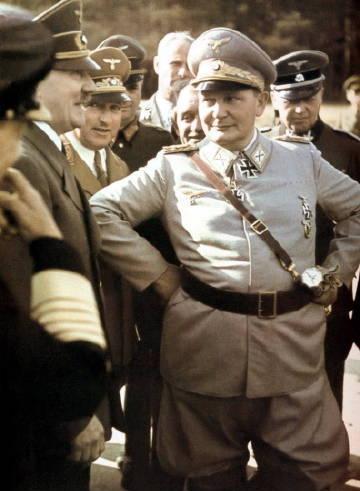 侵华日军残酷*行暴**，女子为活命脱下衣服让日本人拍摄，*辱侮**至死2