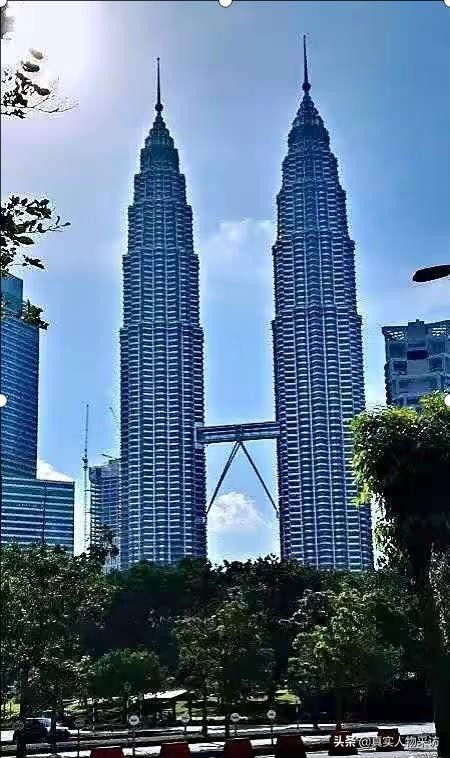 我10年前到泰国创业，困难重重，干啥都要交税，经常收到*税漏**警告