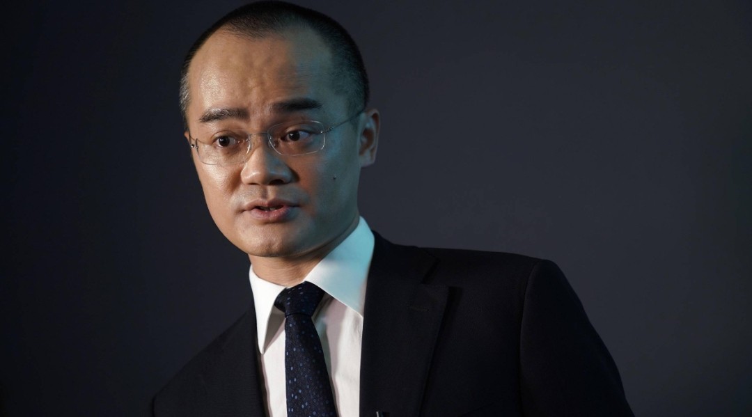 美团王兴20亿收购光年之外,正式进军ai，上铺兄弟王慧文只得一元