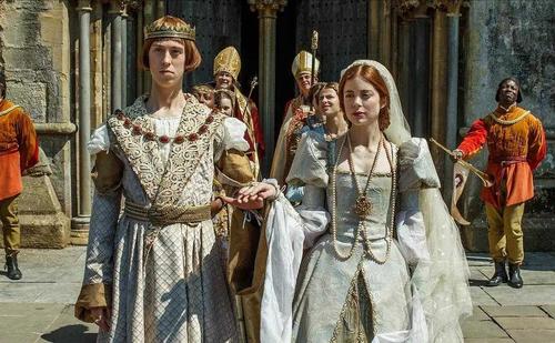 英国玫瑰战争时期人们所佩戴的的项坠，反映了佩戴者的社会地位