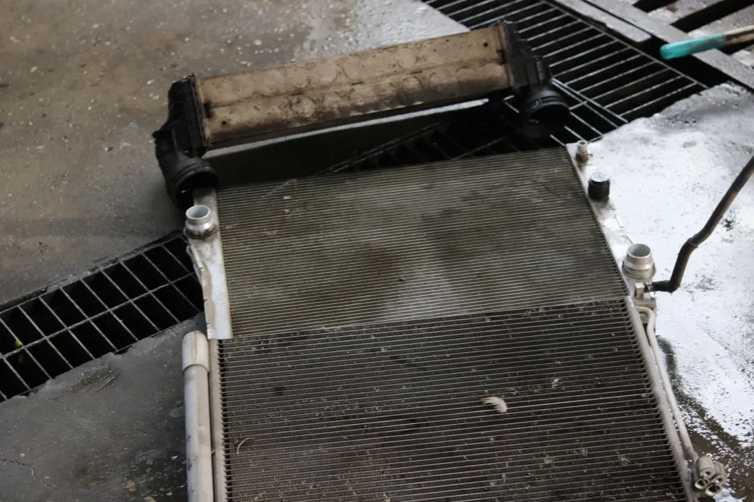 经典老车宝马x5翻新,宝马x5二手车整备翻新费用