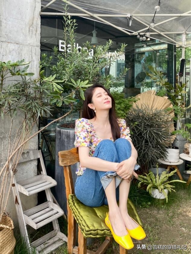 春夏穿“鞋”，最好不要选这3个颜色！俗气显脚黑不说，还显廉价