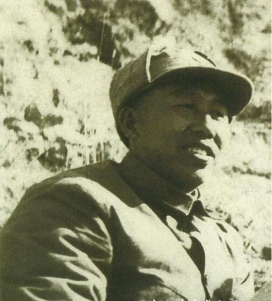 1936年王平去见毛主席，提出想改名字，主席问：你想改成什么名字