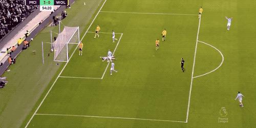 太强了！哈兰德再轰3球，正式超越C罗，或将粉碎英超尘封纪录