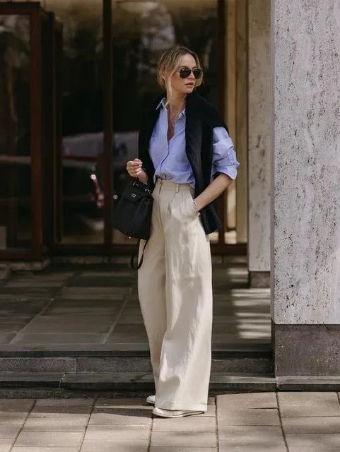 蓝色衬衫怎样搭配出时尚的感觉,藏蓝色衬衫穿搭什么风格