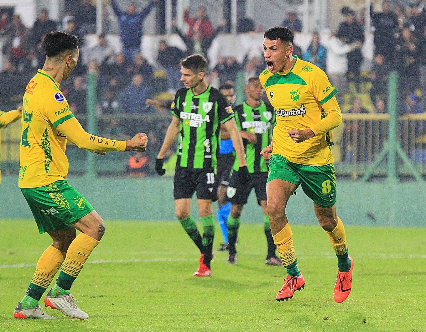 足球美洲杯秘鲁,足球鸿福