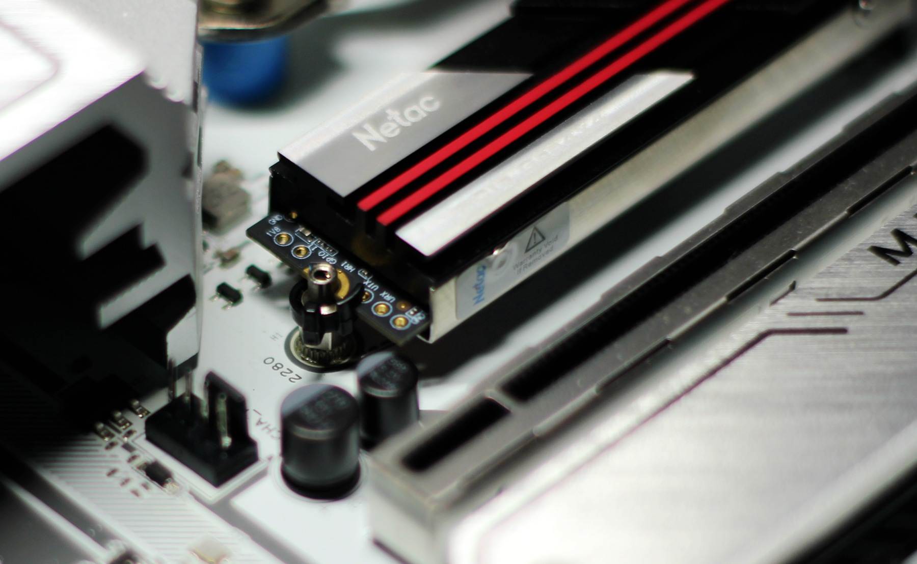 朗科nv7000和nv7000g,朗科固态硬盘nv3000和nv2000