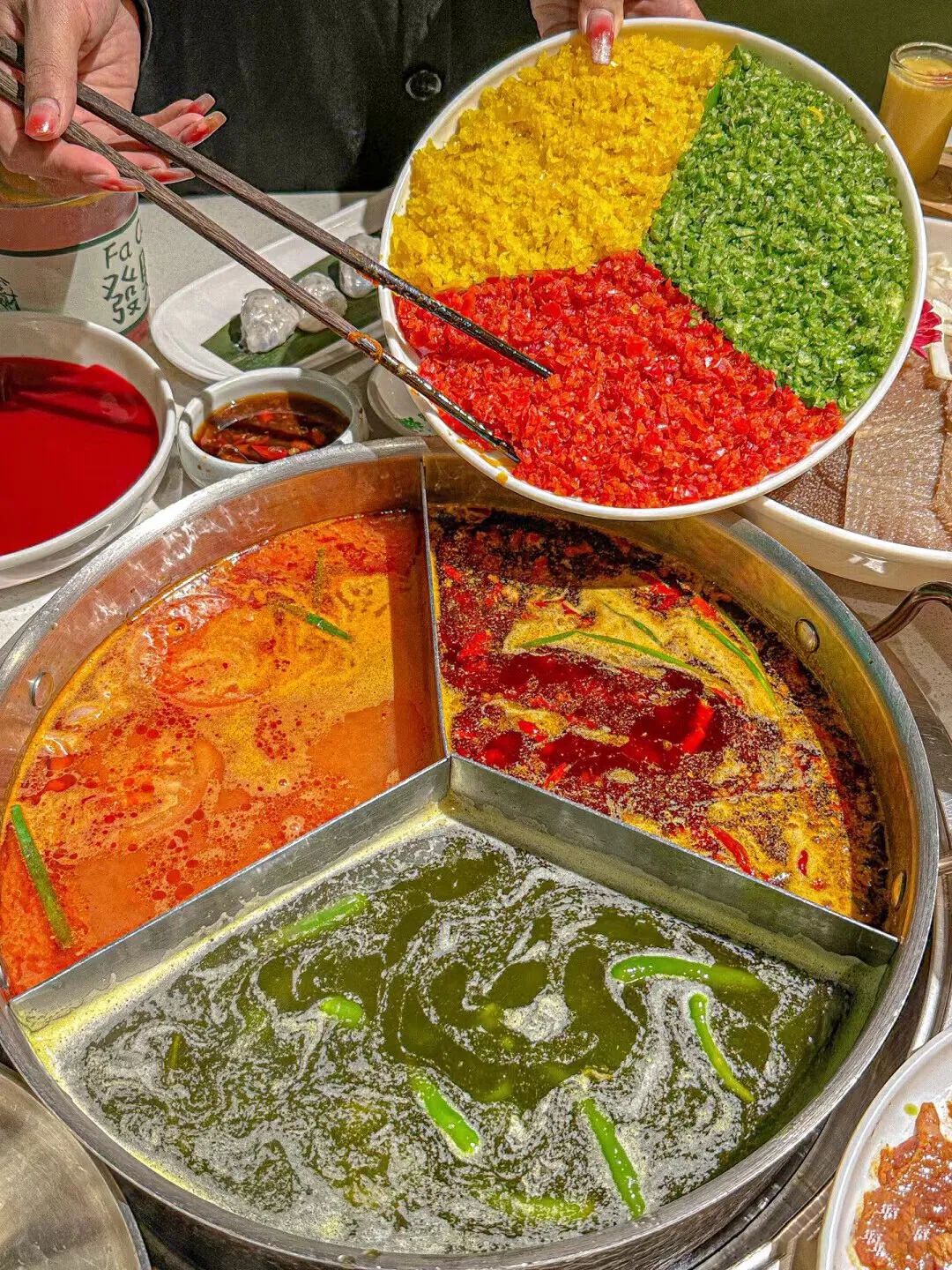 竹筒奶茶沙坪坝,竹筒奶茶武汉水塔街