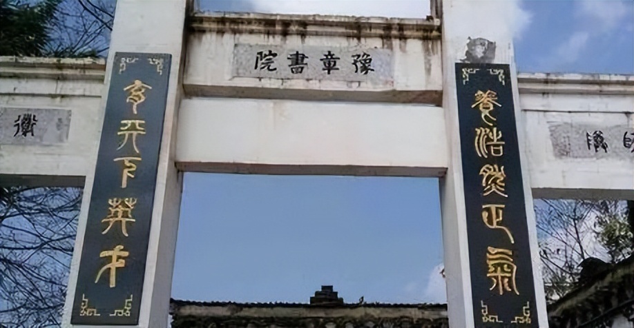 电击、殴打、*虐性**！400亿的“人间炼狱”，竟是家长们亲手打造的