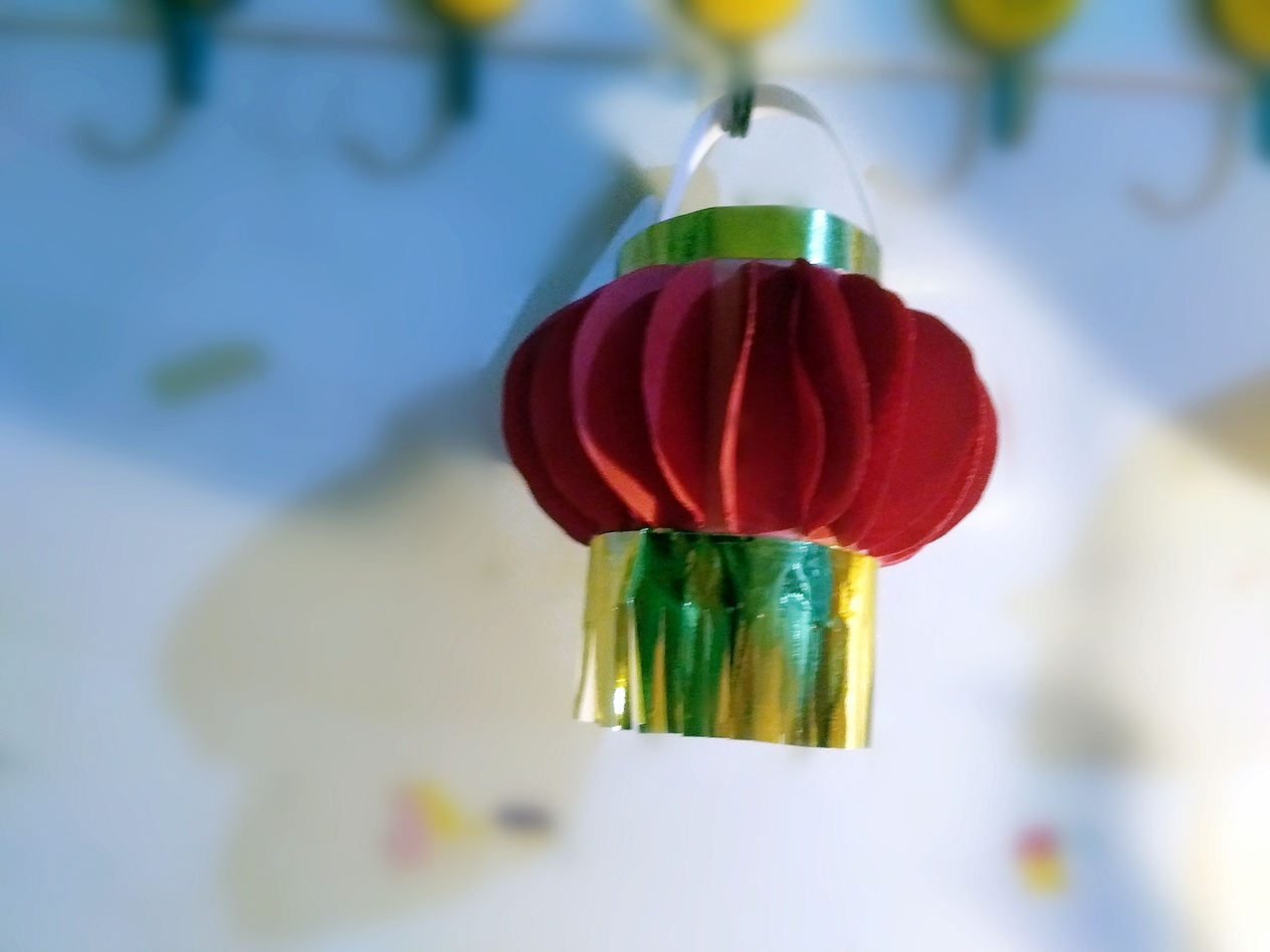 做过年的红灯笼简单又好看,新年红灯笼怎么做好看又简单