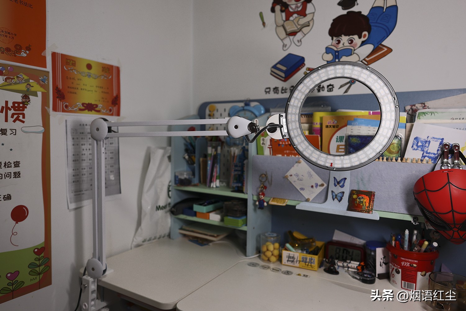 爱德华医生红光护眼台灯的作用,爱德华NIR红光护眼台灯