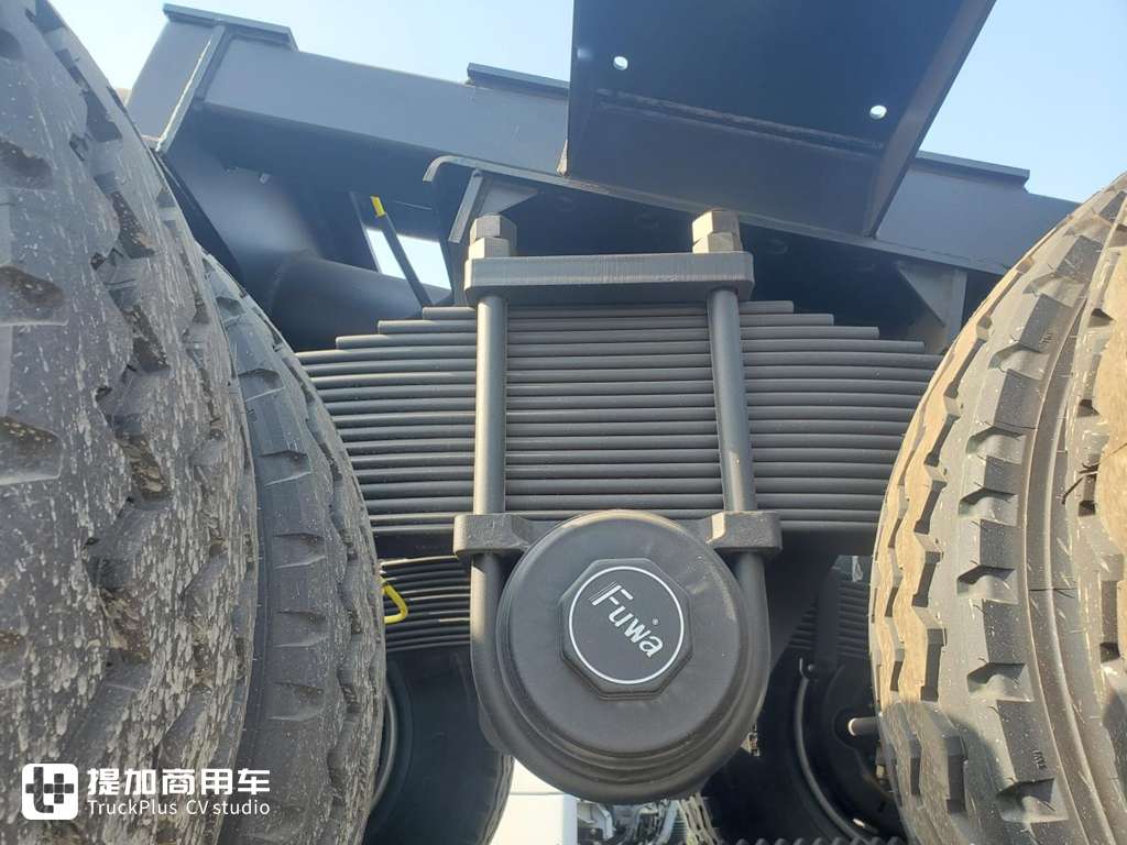 陕汽后八轮载货车,陕汽德龙后八轮挂车