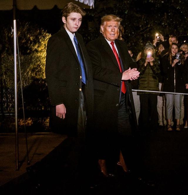 特朗普巴伦小时候,特朗普小儿子巴伦近照