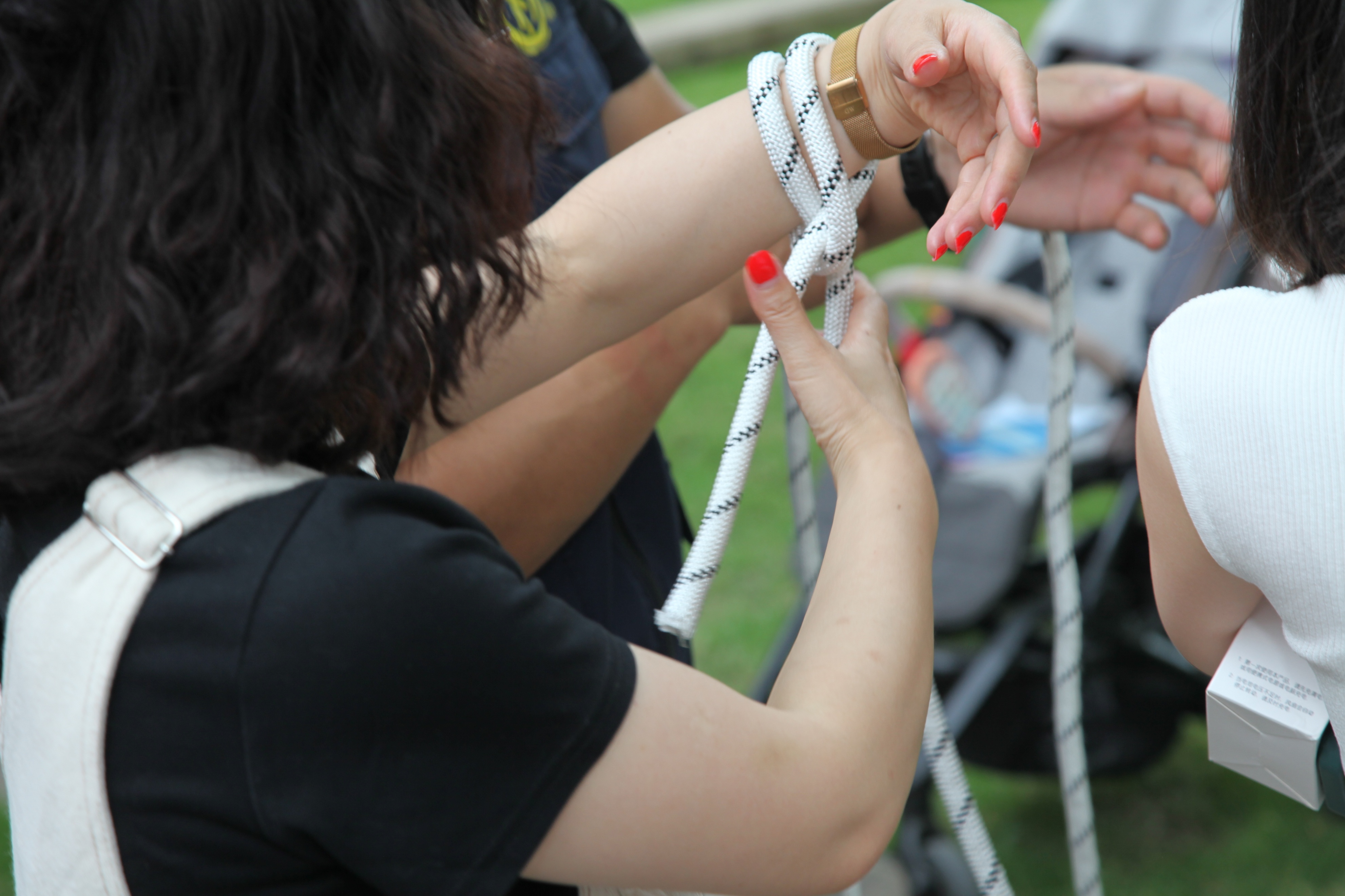 石柳乡开展安全生产月宣传活动,唐乐社区开展安全生产月宣传活动