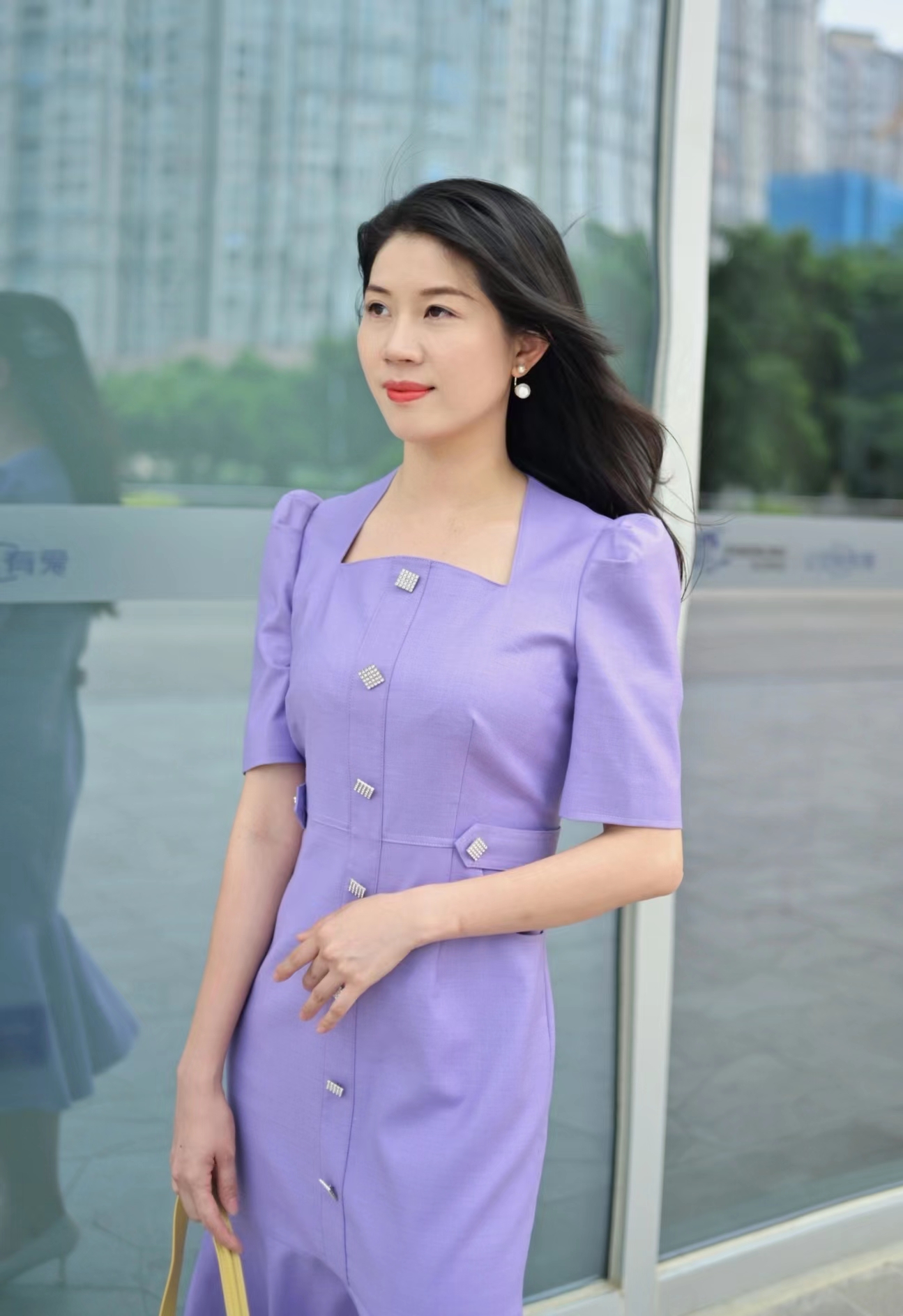 素人改造第3集:溜肩背厚,如何通过穿衣扬长避短?