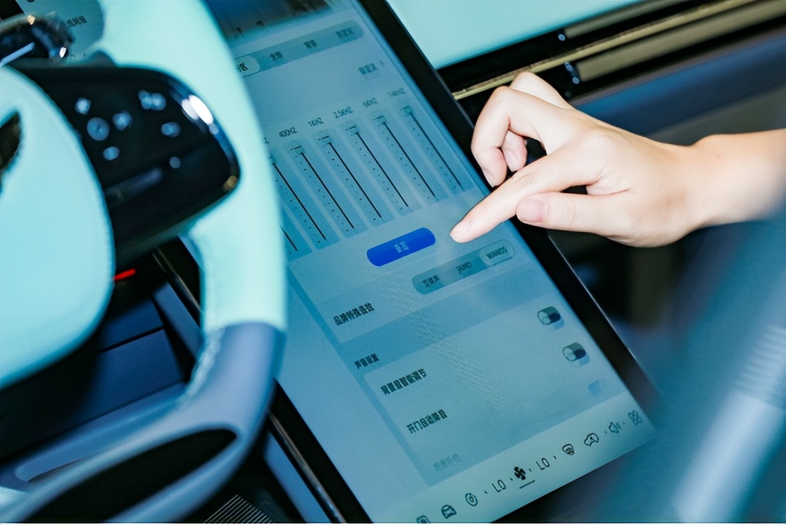 纯电续航1000公里远航y6表现如何,远航汽车y6发布会