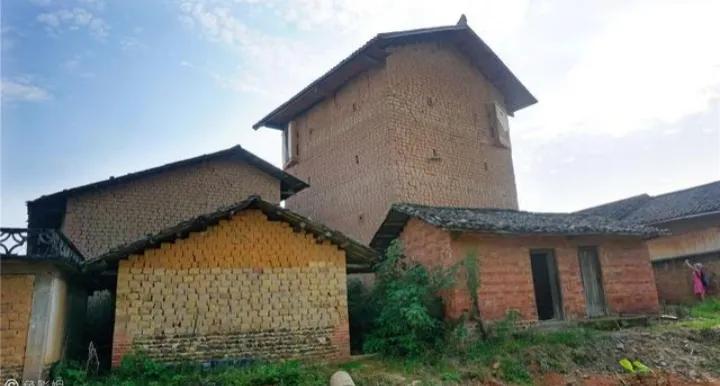 俗语“家住起高房，家衰难兴旺”，啥是起高房？盖房讲究有道理吗