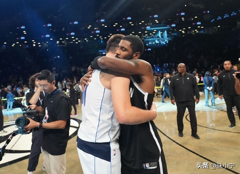 欧文计划与篮网续约,欧文下个赛季还有合同吗