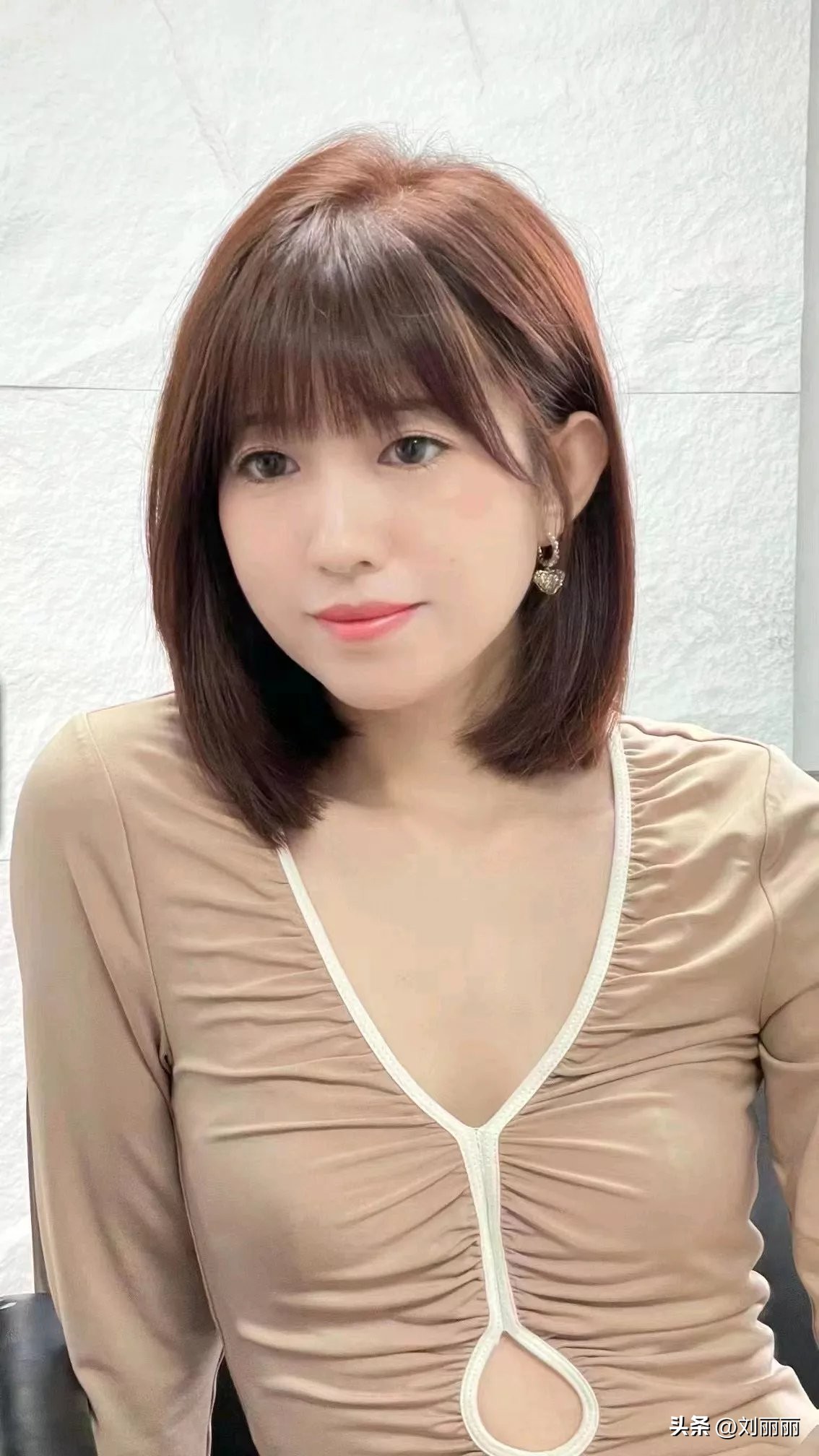 剪女发断层中长发,女发中长发快剪