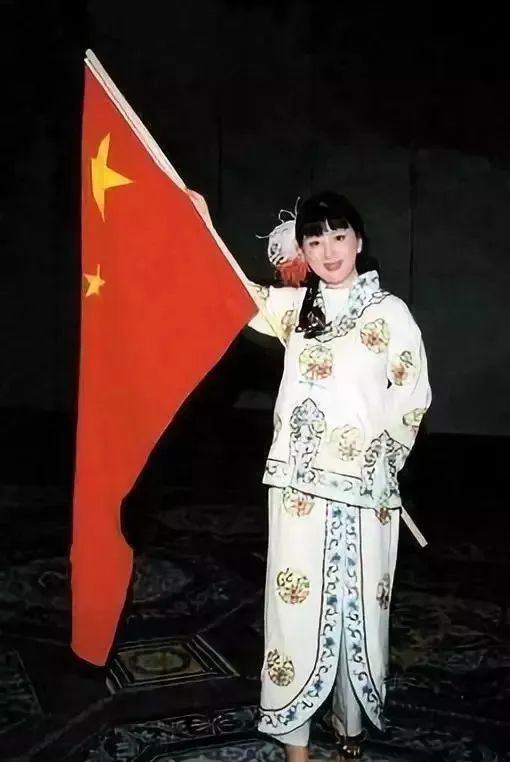 被克林顿接见的中国女人,美国总统第一个接见的中国女性