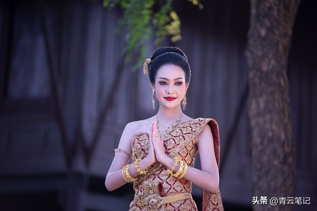 泰国女孩为什么长得那么漂亮,为什么泰国的女生都那么漂亮