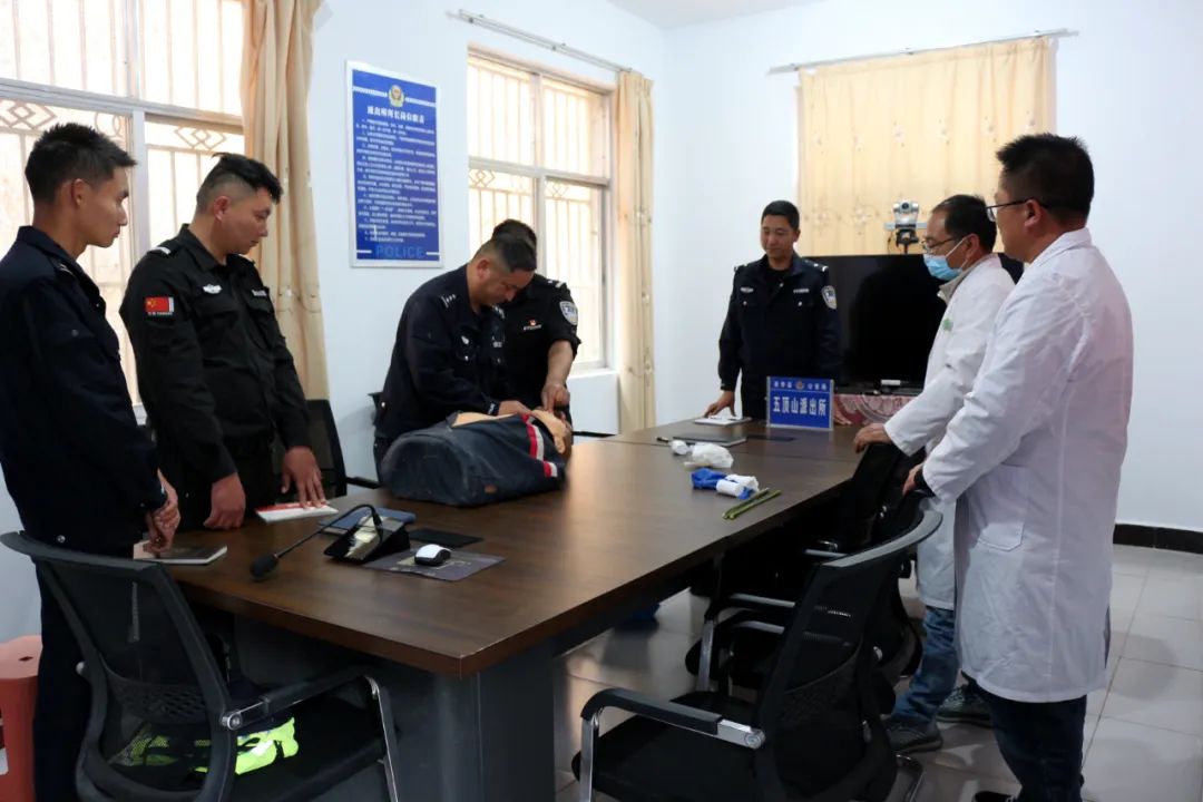 派出所参与应急救护知识技能培训,应急救护培训坚持公益导向