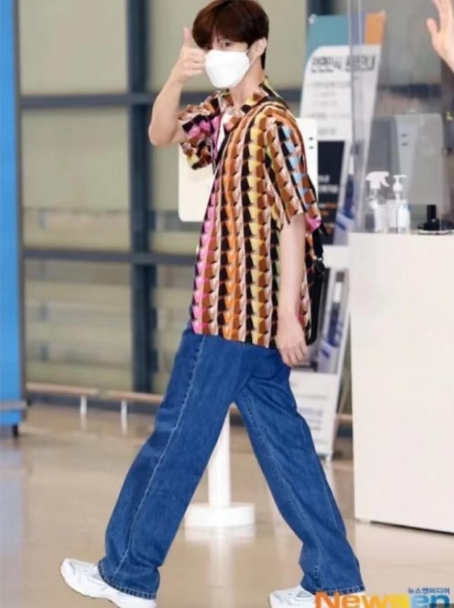 明星同款运动鞋四季透气,明星同款运动鞋必迈