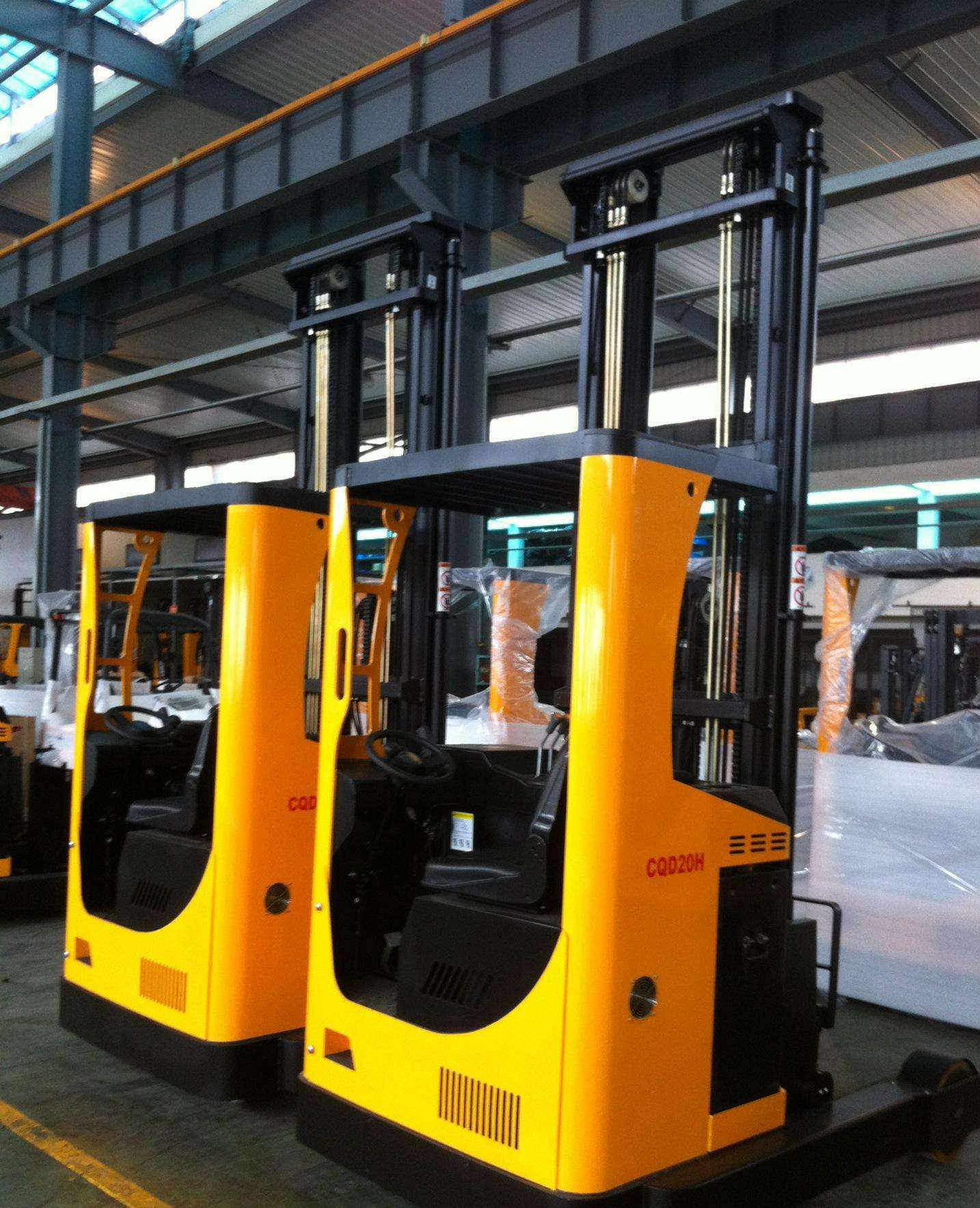 电动叉车3吨多少钱一台？国内叉车布局电动化、AGV强化领先地位