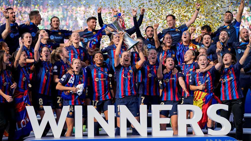 西班牙女足vs英格兰女足大决战,让二追三和零封