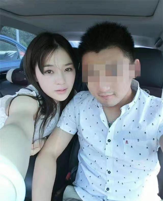 红毯假摔女王,红毯假摔