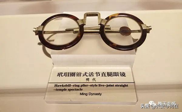 凸透镜眼镜是什么眼镜,凸透镜制成什么眼镜