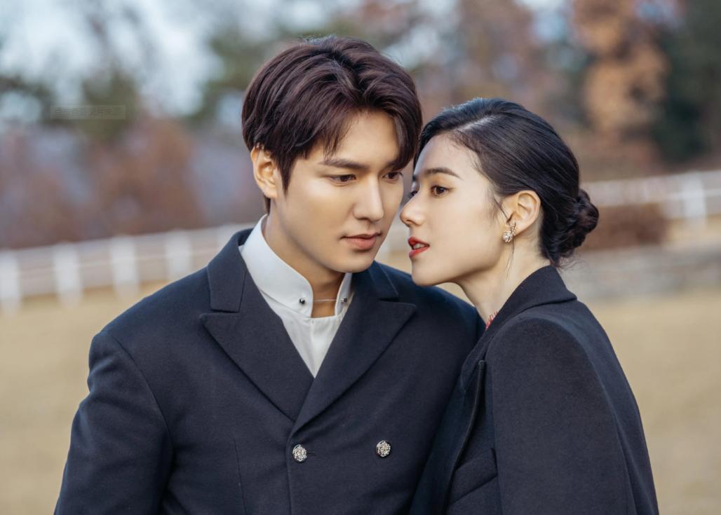 吐司吻衣柜吻沙发吻年糕吻，只有你想不到的没有他们吻不出来的